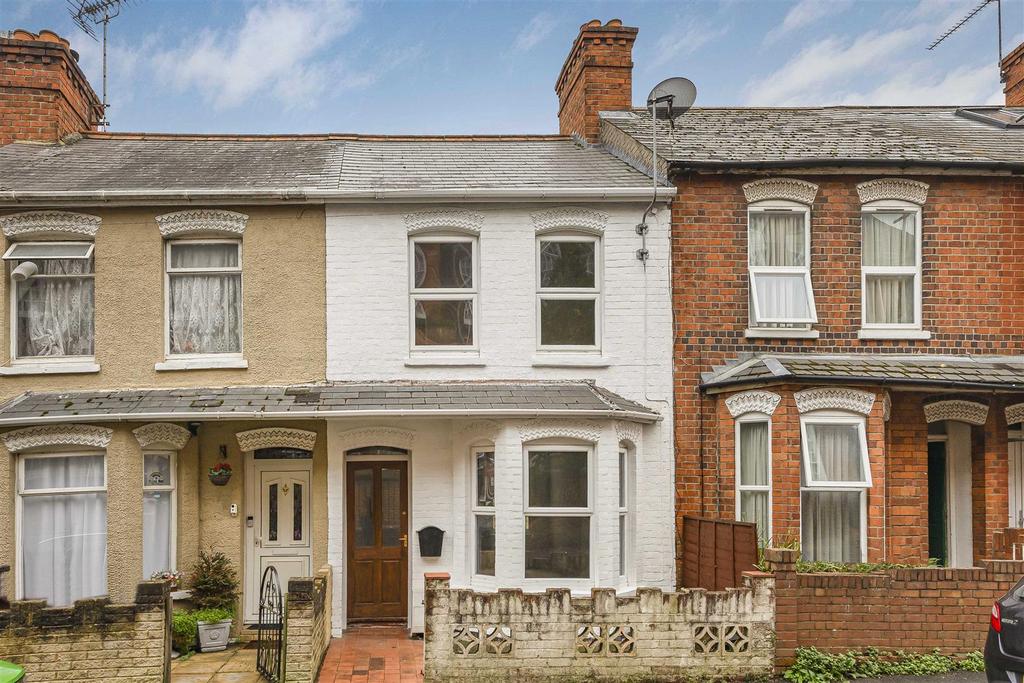 Wilson Road, Reading 3 bed terraced house for sale £325,000