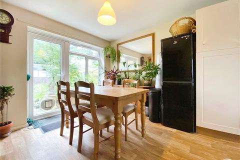 21 Blaire Park, Yateley, GU46 7QP