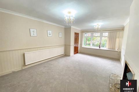 3 bedroom semi-detached bungalow to rent, Woburn Drive, Hale WA15