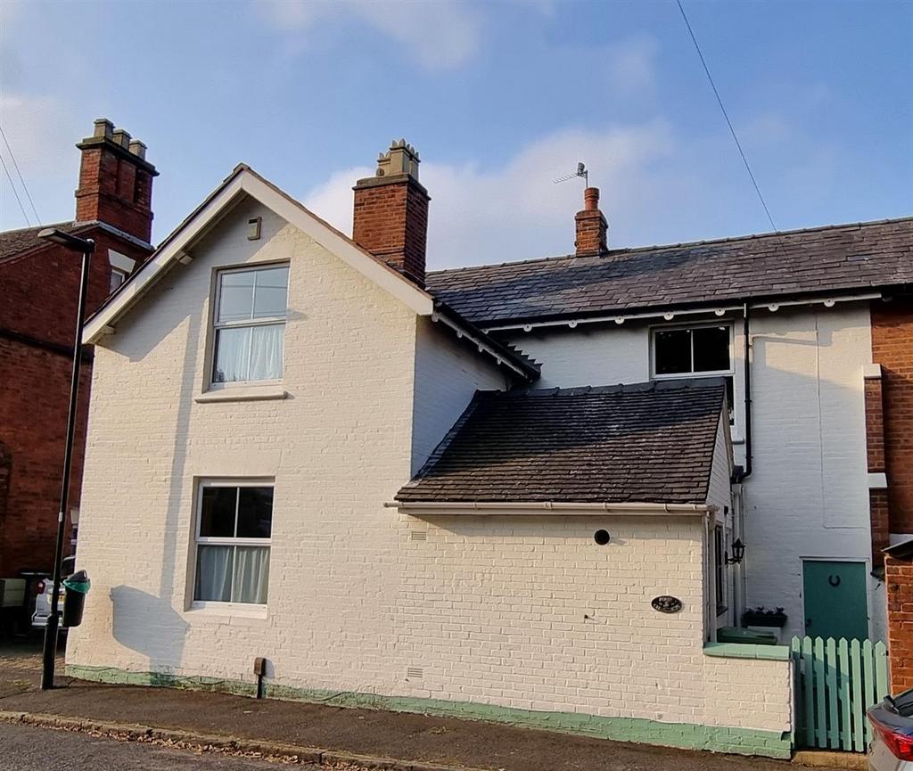 4 Chase View, Main Road, Little Haywood 3 bed end of terrace house for