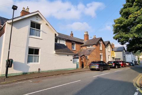 3 bedroom end of terrace house for sale, 4 Chase View, Main Road, Little Haywood