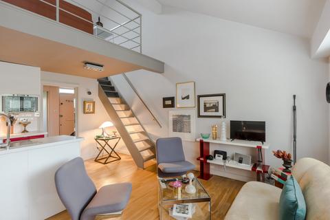 2 bedroom flat for sale, Wesley Square, Notting Hill, London