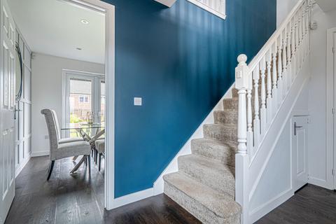 10 Bond Drive, Glasgow, G43 1AF