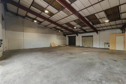 Warehouse to rent, Bazaar Street, Salford