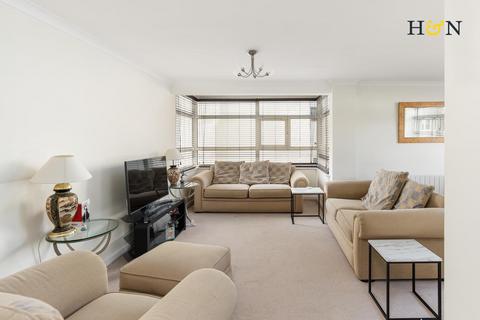 1 bedroom flat for sale, Kingsway, Hove BN3