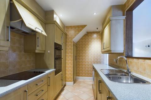 5 Astra Close, Hornchurch, RM12 5NJ