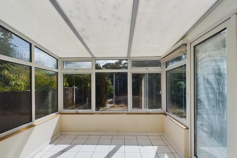 5 Astra Close, Hornchurch, RM12 5NJ