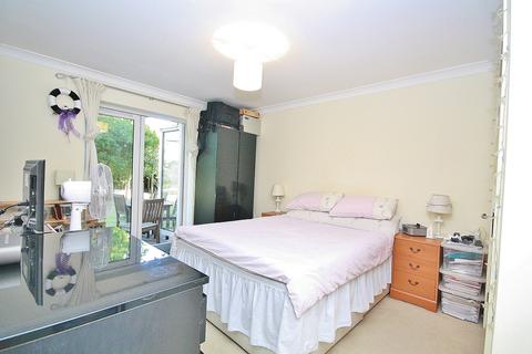 2 bedroom apartment to rent, Pembroke Court, Oriental Road, Woking, Surrey, GU22