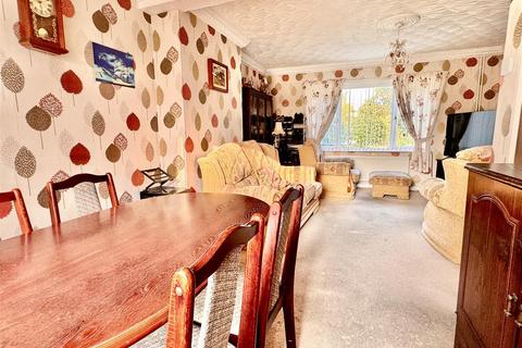 3 bedroom semi-detached house for sale, Tollgate Close, Shafton, Barnsley