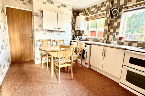 3 bedroom semi-detached house for sale, Tollgate Close, Shafton, Barnsley