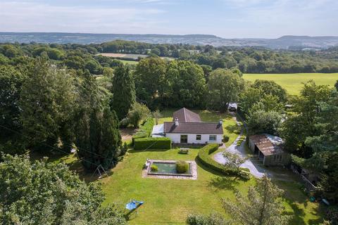 3 bedroom bungalow for sale, Aylesbeare, Exeter