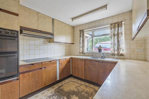 Freshfields Sector Lane, Axminster, EX13 5BP