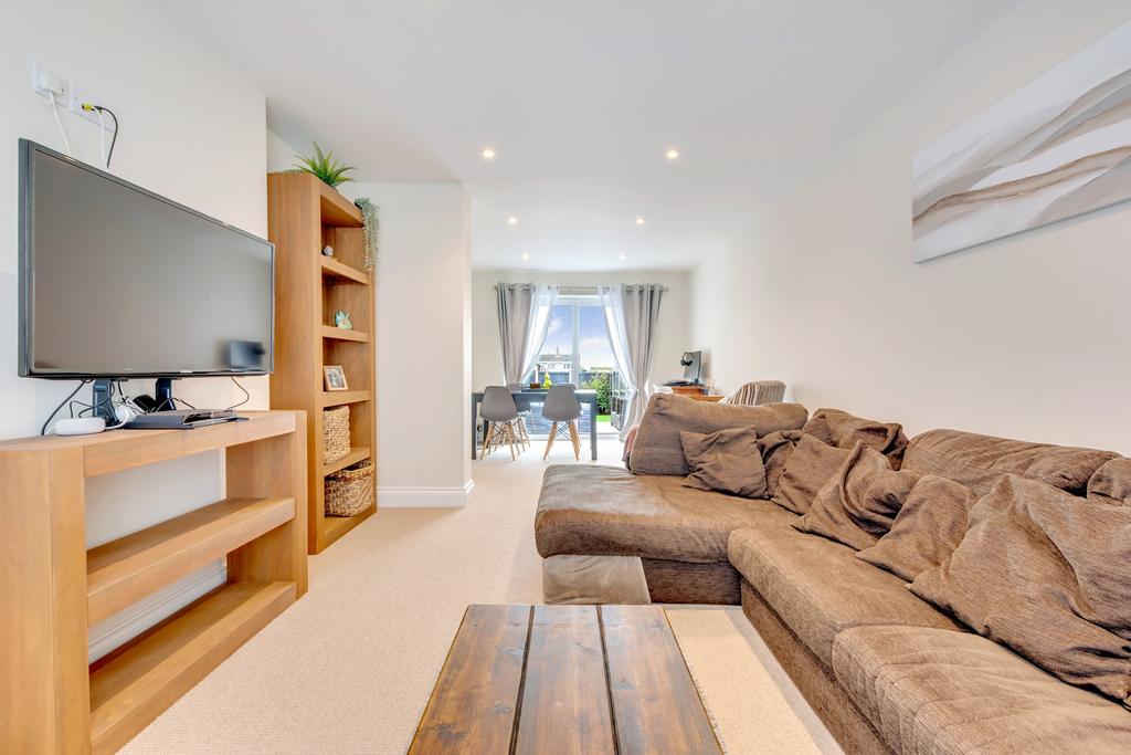 Barnard Road, Chelmsford 3 bed end of terrace house for sale £350,000