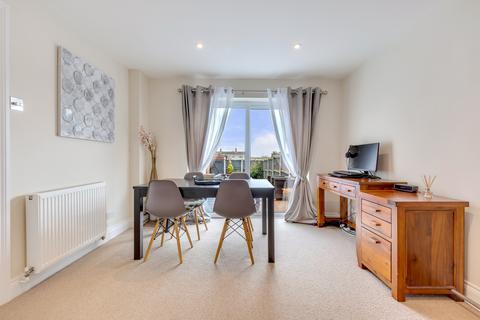145 Barnard Road, Chelmsford, CM2 8RS