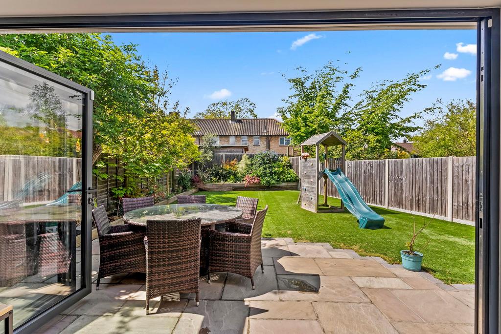 Gander Green Lane, Sutton, SM1 4 bed semidetached house for sale £