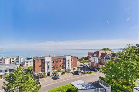 3 bedroom penthouse for sale, Boscombe Spa Road, Boscombe Spa, Bournemouth, Dorset, BH5