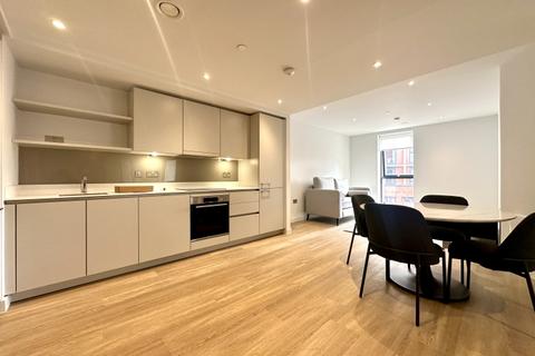 2 bedroom apartment to rent, Manchester New Square, Manchester M1