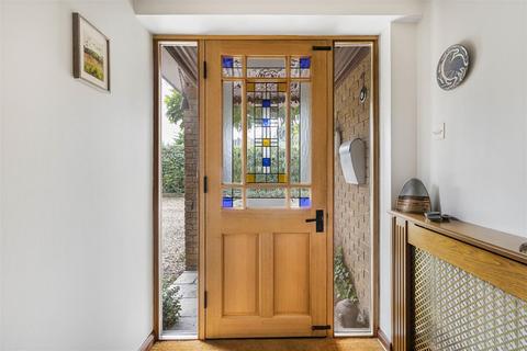 6 Shepreth Road, Foxton, Cambridge, CB22 6SU