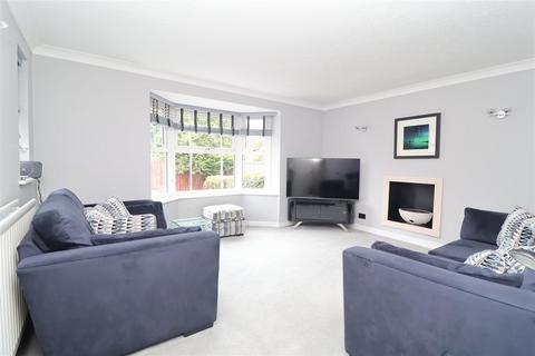 4 bedroom detached house for sale, Heron Glade, Worksop S81