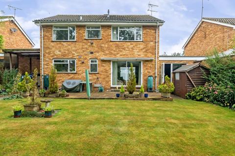 4 bedroom detached house for sale, Bracknell,  Berkshire,  RG12