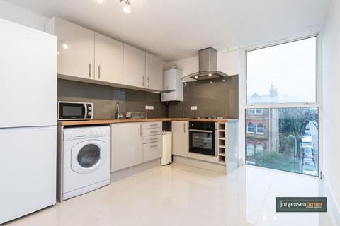 2 bedroom flat to rent, Brondesbury Villas, Queens Park, NW6