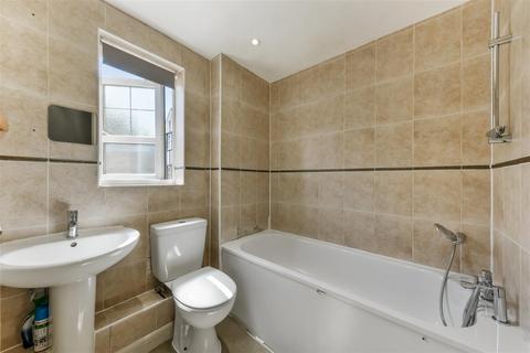 2 bedroom apartment for sale, Sandpiper Road, Cheam, Sutton