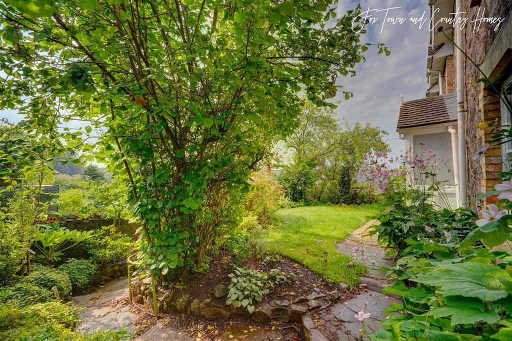 135 West Malvern Rd