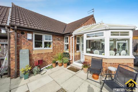 2 bedroom semi-detached bungalow for sale, Meadow Crescent, BARNSLEY, SOUTH YORKSHIRE, S71