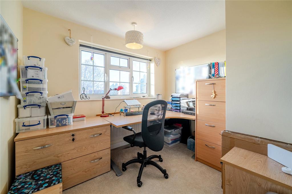 Bedroom/Study