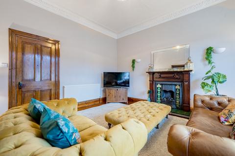 2 bedroom flat for sale, Sinclair Drive, Flat 2/1, Battlefield, Glasgow, G42 9PU