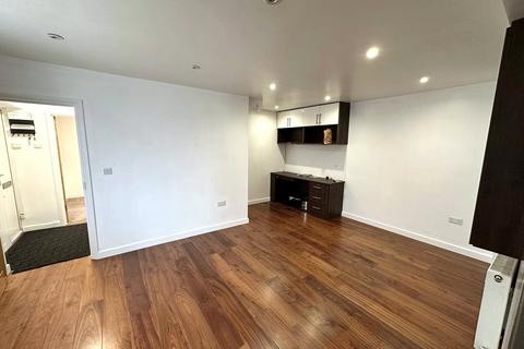 undefined, Field Close, Hayes, Greater London, UB3