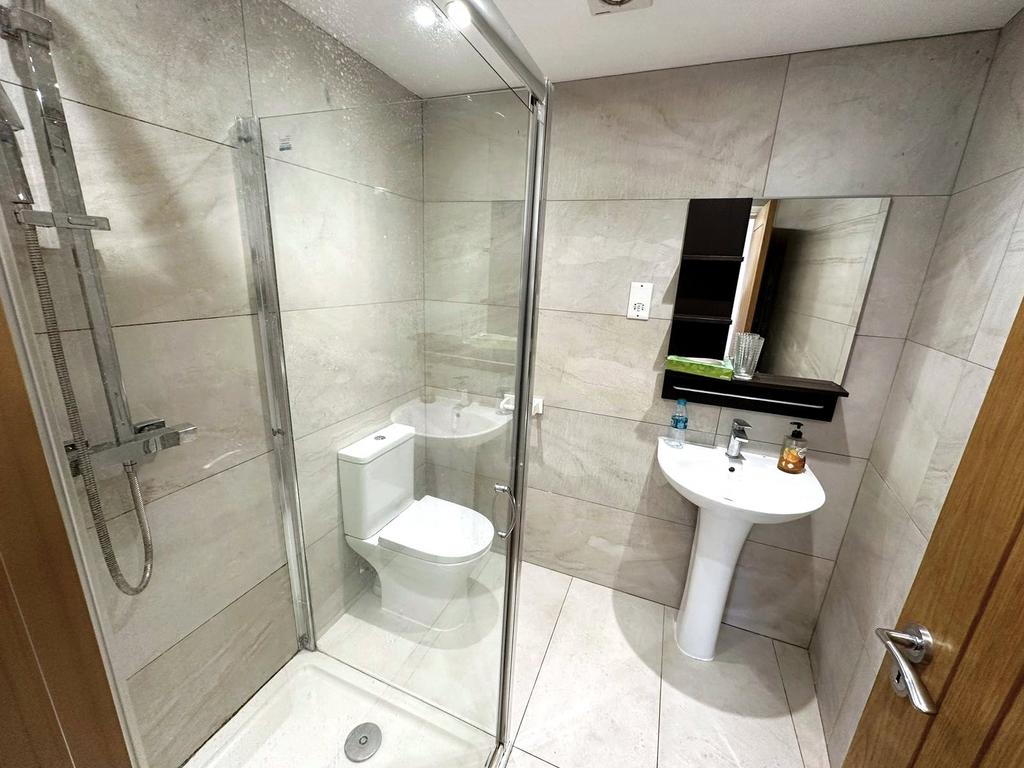 Ensuite One