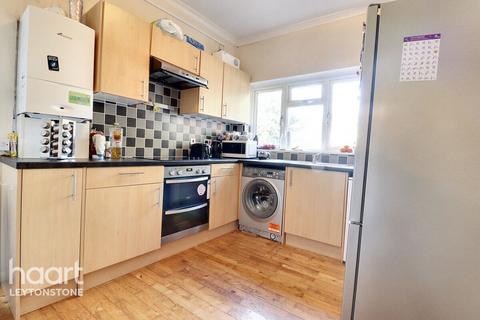 1 bedroom maisonette for sale, Maple Road, London