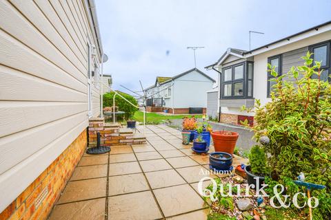 2 bedroom park home for sale, Creek Road, Canvey Island, SS8