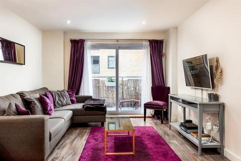 2 bedroom flat for sale, Chapel Court,  Romford