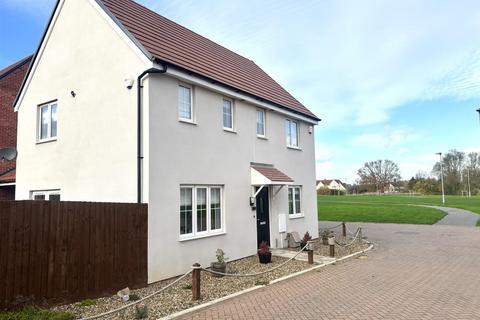 3 Boatyard Avenue, Burnham-on-crouch, CM0 8FR