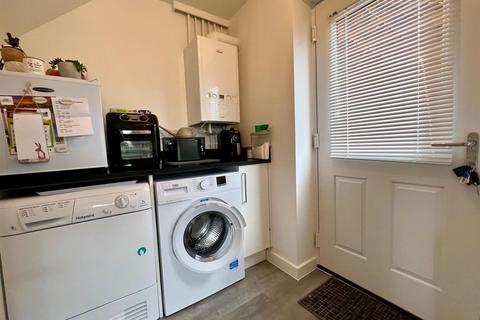 3 Boatyard Avenue, Burnham-on-crouch, CM0 8FR
