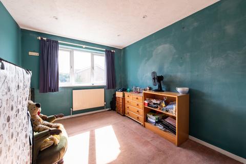 19 Henley Deane, Northfleet, Gravesend, DA11 8SU