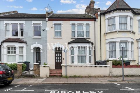 4 bedroom terraced house for sale, Frobisher Road, London, N8