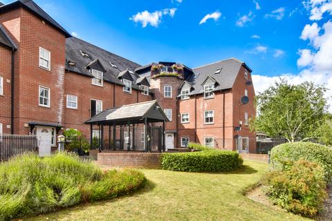 2 bedroom apartment for sale, Haslers Place, Great Dunmow