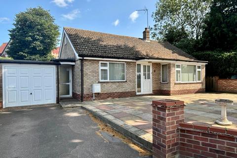 2 bedroom detached bungalow for sale, Willow Park, King's Lynn