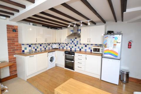 2 bedroom cottage for sale, North Street, Petworth