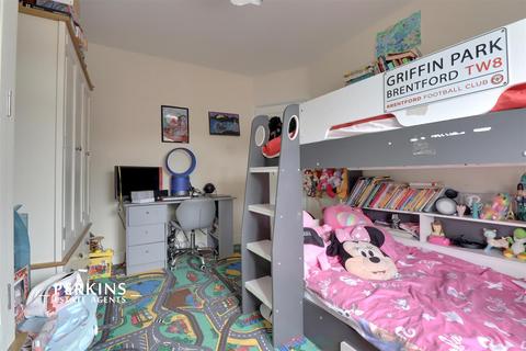 95 Hicks Avenue, Greenford, UB6 8HB