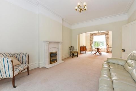 4 bedroom detached house for sale, Winchester Road, Andover