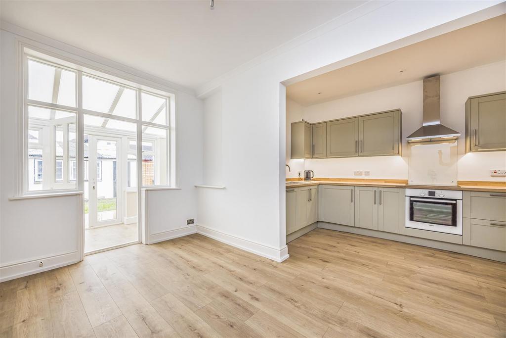 23 Meon Road, Milton-Portico Marketing-Sarah Oliver-