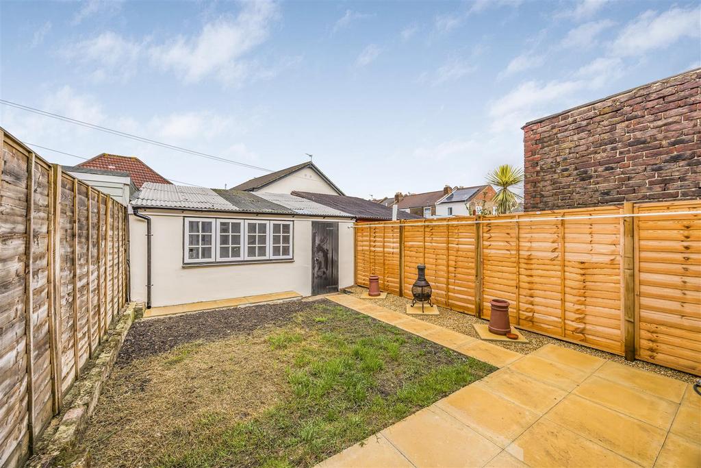 23 Meon Road, Milton-Portico Marketing-Sarah Oliver-
