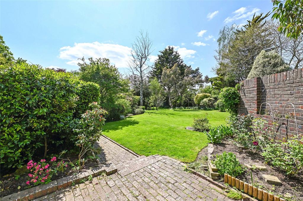 Funtington, Chichester, West Sussex... 3 bed house for sale £865,000
