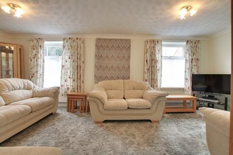 3 bedroom detached house for sale, East Street, Manea