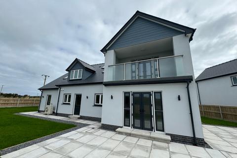 4 bedroom detached house for sale, Clos Y Gwyddil, Ferwig, Cardigan, SA43