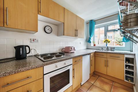 3 bedroom terraced house for sale, Bucklers Way, Carshalton